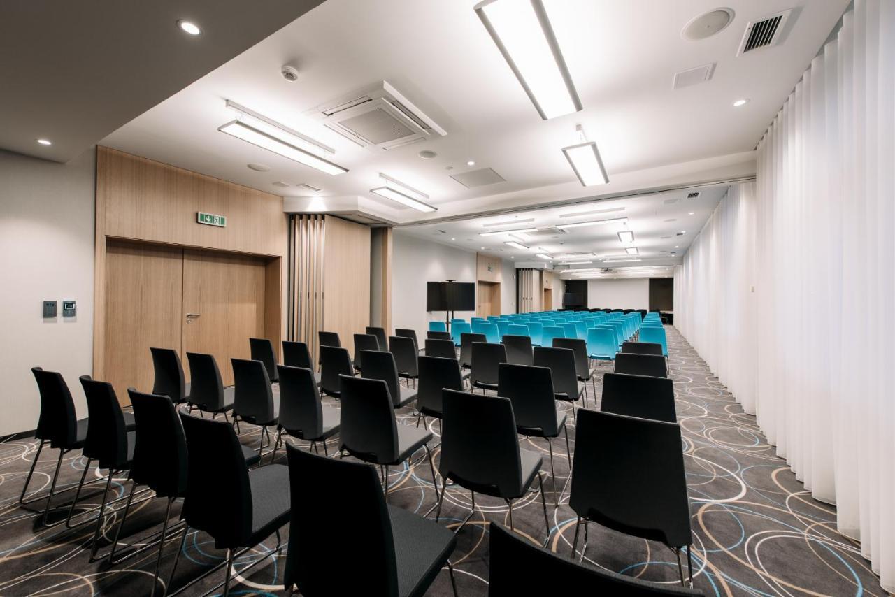 Krowodrza Centrum Konferencyjno - Hotelowe Cracovia Esterno foto